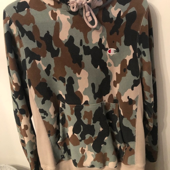 Vintage Champion X Urban Outfitters Reverse Weave Camo Hoodie - Picture 7 of 7